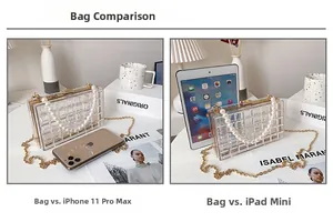 Sac à main en acrylique à perles montré à côté d'un smartphone pour la taille