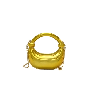 Metallische goldene Halbmod-Abendtasche mit Spiegeleffekt und Perlenkette Riemen