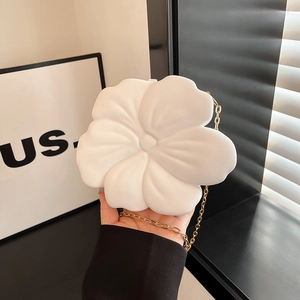 White 3D flower evening clutch bag with gold chain strap for elegant parties and weddings