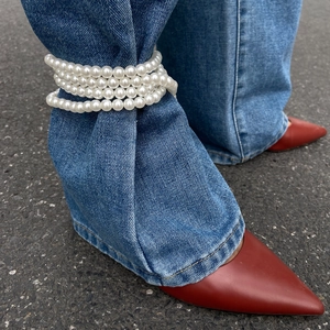 Bracelet de cheville multicouche chic en perles d'imitation pour jeans au fini nacré