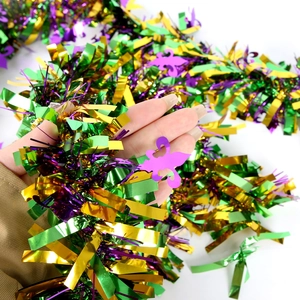 Guirlande de fête Mardi Gras en violet vert et or avec des paillettes de fleur de lys