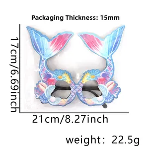 Details der Meerjungfrau-Partybrille mit Muscheln und Perlen, zeigt 21cm Breite