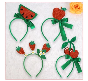 Vierteiliges Set Frucht-Party-Haarreifen mit glitzernden Kirsch- und Erdbeer-Designs