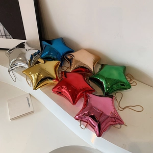 Star-shaped metallic crossbody bags with gold chains in seven glossy colors for women