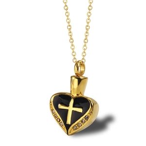 Collana a cuore dorata con croce in smalto nero e strass lucidi per ceneri