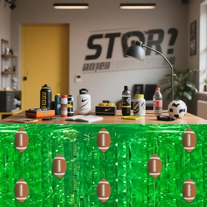 Faldón de mesa con flecos verdes y patrón de rugby para decoraciones de fiestas
