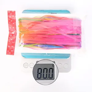 Detailaufnahme des 80g Regenbogen-Glitzervorhangs in der Kunststoffverpackung