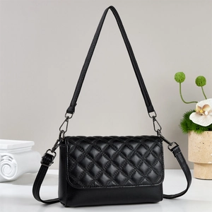 Women Quilted PU Leather Shoulder Crossbody Bag With Metal Tassel Elegant Fashionable Flap Messenger Purse For Ladies