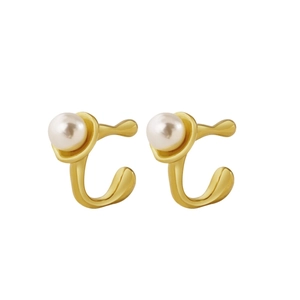Minimalist gold-plated irregular pearl ear cuffs for women with sleek U-shape design