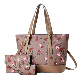 Damen Handtaschen-Set 3-teilig in Braun mit Kirschmuster und passenden Geldbörsen