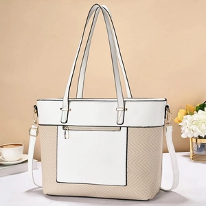 Grande borsa tote minimalista in pelle bianca e paglia con finiture dorate