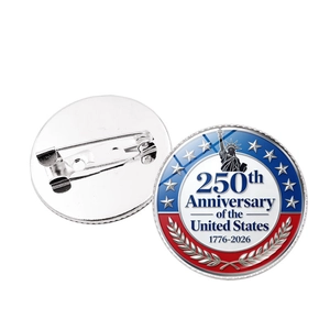Spilla commemorativa 250° anniversario USA con Statua della Libertà e bandiera