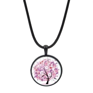 Pendentif arbre de vie avec motif floral rose et cordon noir style romantique