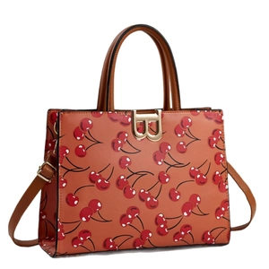 Sac fourre-tout marron à imprimé cerises avec boucle dorée en B et bandoulière amovible