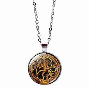 Silberne Shiva Nataraja Anhänger Halskette mit goldenem Gottesbild auf schwarzem Grund
