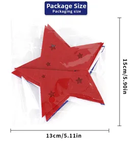 Dettaglio delle stelle in feltro tricolore con misure per decorazioni festive