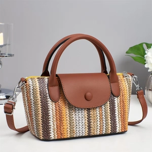 Women Woven Straw Striped Handbag PU Leather Flap Crossbody Bag Beach Vacation Summer Shoulder Bag Niche Design