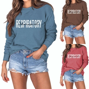 Comparaison détaillée des sweat-shirts Respiratory Therapist en bleu, marron et rouge