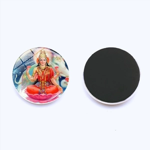 Aimant de réfrigérateur rond en verre avec déesse hindoue Lakshmi pour décor de maison