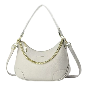 Borsa a tracolla beige motivo litchi con catena dorata e scritte alla moda