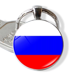Fashionable metal keychain with Russia flag glass dome pendant and key accessory