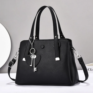 Damen Litschi-Muster PU Leder Handtasche Mit Herzanhänger Metallschlüssel-Anhänger Schulter Umhängetasche Große Kapazität Pendler Henkeltasche