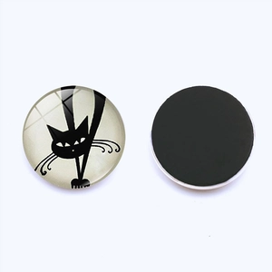 Gedetailleerd voor- en achteraanzicht van de 30mm ronde glazen katten koelkastmagneet