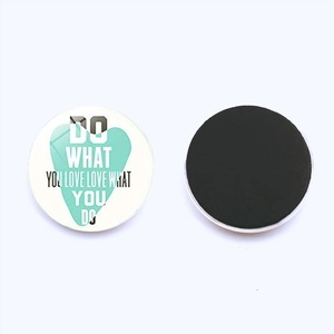 Détail de magnets en verre 25mm avec texte de motivation et dos magnétique noir complet