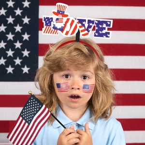 Independence Day headband with LOVE design and patriotic gnome on stars stripes theme