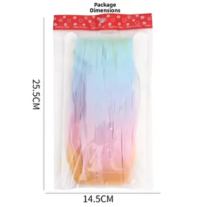 Maße der Regenbogen Fransen-Vorhang Verpackung mit 25,5cm Höhe und 14,5cm Breite Detail