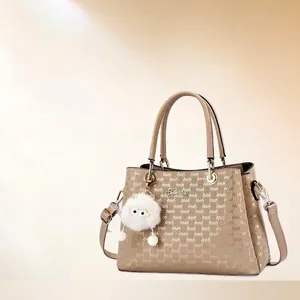 Sac à Main de Mode pour Femmes en Cuir PU Grande Capacité Cabas Avec Pendentif Monstre Lettres Gaufrées Sac à Bandoulière