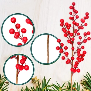 Künstliche rote Weihnachtshbeeren für festliche Baumdekoration und Bastelarbeiten