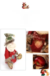 Detalle de bolsa navideña tejida roja con ventana de corazón y bordado de Merry Christmas