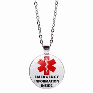 Collier d'alerte médicale avec informations d'urgence et symbole de l'Étoile de la Vie