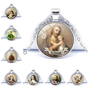 Collier Pendentif Saint Religieux Rond Cabochon En Verre Alliage De Zinc Plaqué Argent Bijoux Chrétiens