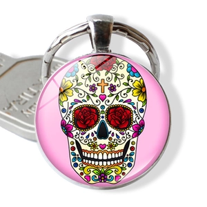 Bunter mexikanischer Totenkopf Schlüsselanhänger mit Blumenmustern und Glas-Cabochon