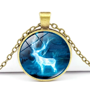 Collier pendentif cabochon en verre cerf Patronus avec chaîne en bronze antique