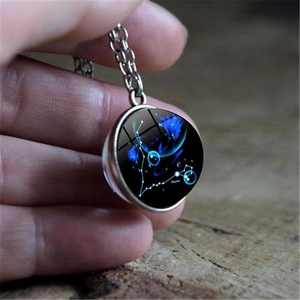 Collier constellation Poissons avec pendentif en alliage argenté et boule de verre