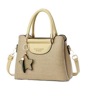 Sac à main chic en toile tissée avec bandoulière réglable et breloque étoile