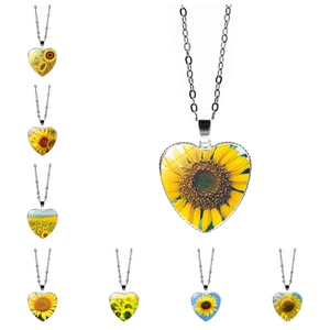 Collana con Ciondolo a Cuore Girasole Pastorale per Donna Gioielli Floreali con Catena in Lega e Gemma del Tempo in Vetro Regali