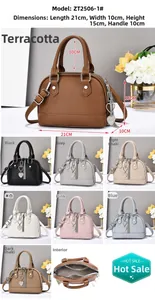 Detailed size chart for the shell handbag showing 21x10x15cm and 8 available colors