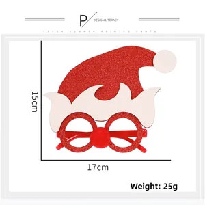 Detailoverzicht van kerstbrillen met kerstmuts, afmetingen 17 cm breed en 15 cm hoog