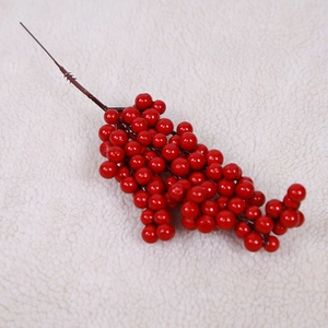 Tiges de baies rouges artificielles pour décor de Noël et compositions florales sur tissu