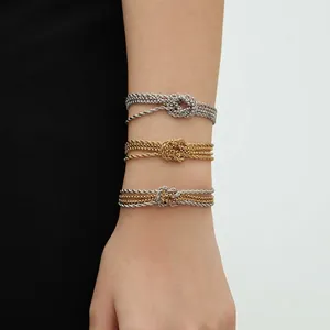 Bracciale a Nodo in Acciaio Inossidabile di Moda per Donna Minimalista Catena a Corda Multistrato Galvanica Oro Argento