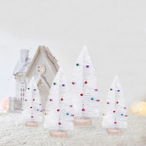 Set of 4 white mini sisal Christmas trees with colorful beads and wooden bases