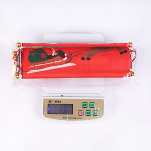 Detailed scale measurement showing the 130g weight of this Christmas Santa door banner