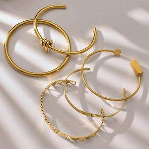 Minimalist 18k gold plated stainless steel hollow heart knot bangle set for women