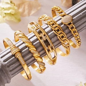 Luxury 18K Gold Plated Stainless Steel Bangle For Women Zirconia Inlaid Geometric Twist Rivet Cuff Bracelet Jewelry