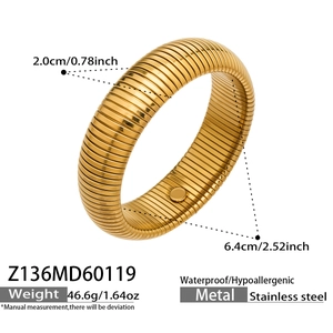 Vue détaillée du bracelet élastique en acier doré 18 carats de 2cm avec dimensions