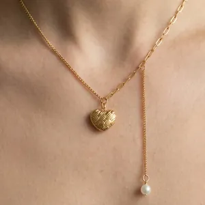 Collier En Acier Inoxydable Avec Pendentif Coeur Texture Tissée Chaîne Asymétrique Et Gland De Künstliche Perle Pour Femme Vintage